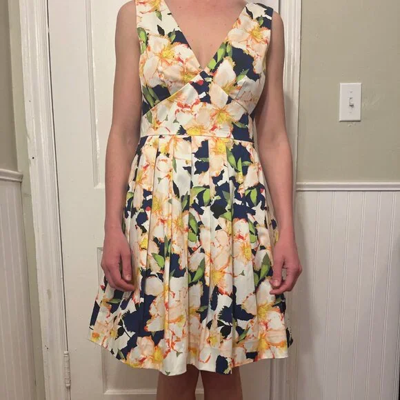 J Crew Sateen Fit & Flare Midi Cocktail Dress Sleeveless V Neck Floral Sz 2 - Picture 2 of 9